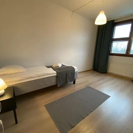 Kotimaailma - Hyvin Avara Rauhallinen 3mh Asunto Apartamento