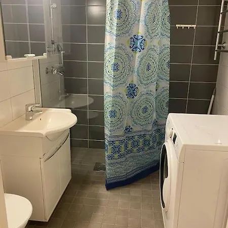 Kotimaailma - Hyvin Avara Rauhallinen 3mh Asunto *