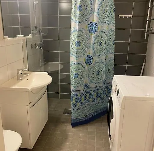 Kotimaailma - Hyvin Avara Rauhallinen 3mh Asunto *