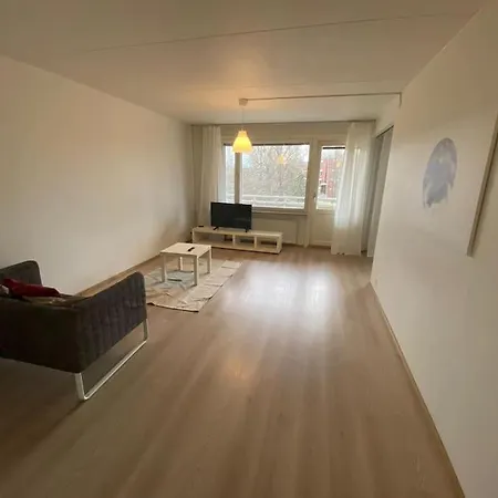 Kotimaailma - Hyvin Avara Rauhallinen 3mh Asunto Apartment *